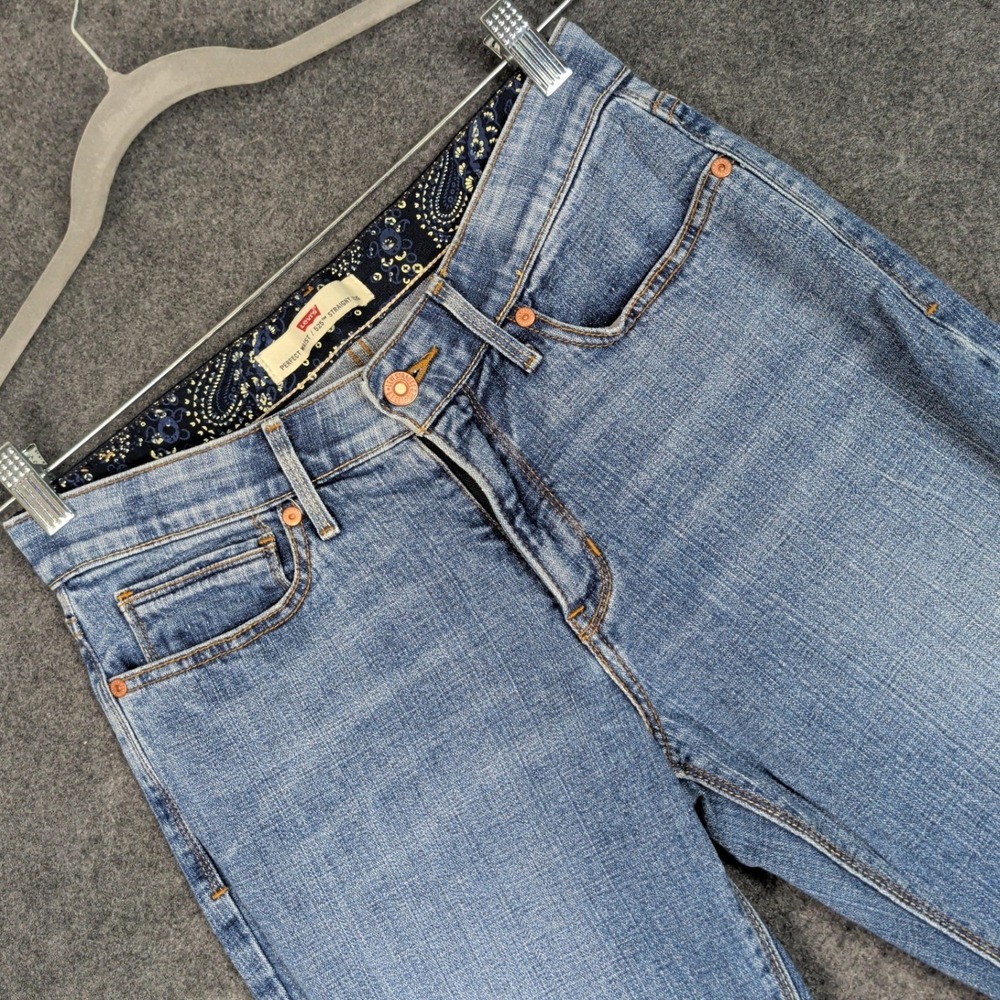 Levis 525 Perfect Waist Straight Leg Jeans Blue Medium Wash Stretch Denim 8M